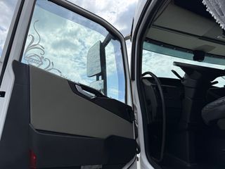 Volvo 2014 FH500 Euro6 Full Extra Intarder-thumb-17