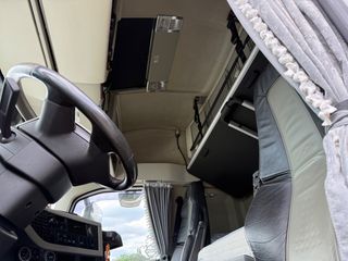 Volvo 2014 FH500 Euro6 Full Extra Intarder-thumb-19