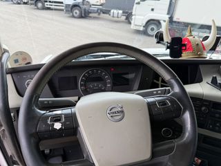 Volvo 2014 FH500 Euro6 Full Extra Intarder-thumb-22