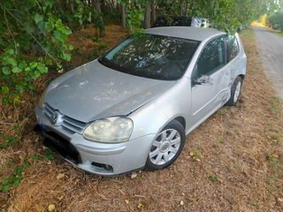 Volkswagen Golf 2005 1.6 FSI