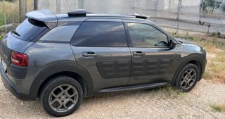 Citroen C4 Cactus 2015-thumb-5