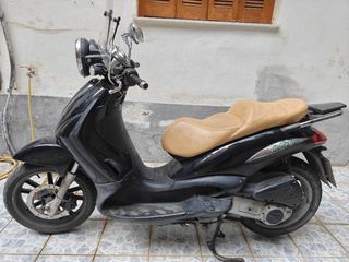 Piaggio Beverly 250 Cruiser 2008 BEVERLY 250 CRUISER