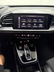 Audi Q4 e-tron 2020 40 S-linee-thumb-11