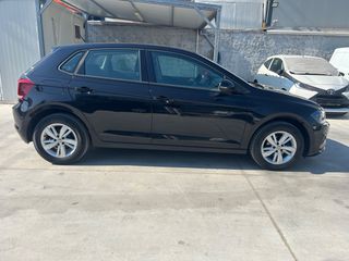 Volkswagen Polo 2018 1.0 TSI Advance-thumb-1