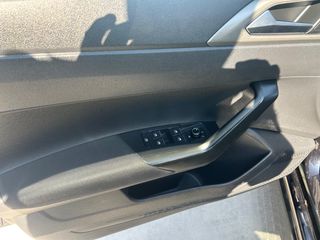 Volkswagen Polo 2018 1.0 TSI Advance-thumb-7