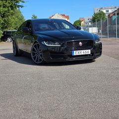 Jaguar XE 2016 25t