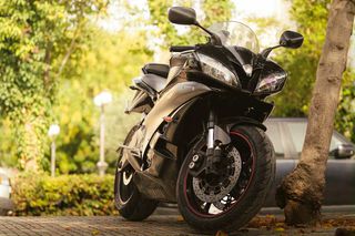 Yamaha YZF-R6 2006 YAMAHA R6-thumb-6