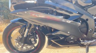 Yamaha YZF-R6 2006 YAMAHA R6-thumb-9
