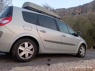 Renault Grand scenic 7 θέσιο MK2 1.9dci 2004 f9q812