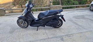 Piaggio Beverly 300 2019 POLICE-thumb-2