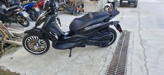 Piaggio Beverly 300 2019 POLICE-thumb-3