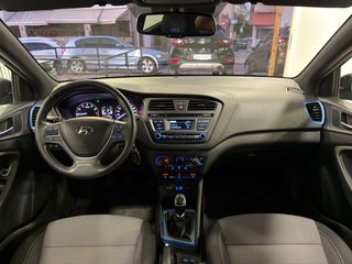 Hyundai i 20 2016 PASSION-LED-120PS-thumb-9