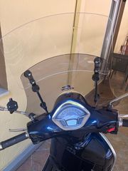 Vespa GTS 300 2019-thumb-1