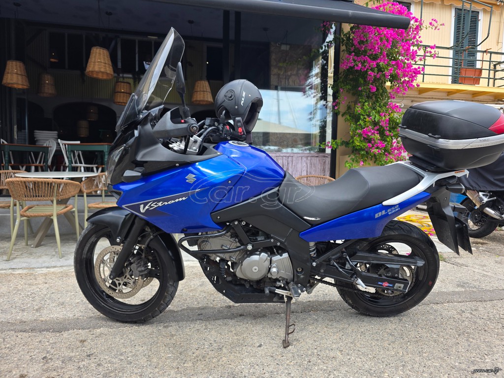 Suzuki V-Strom 650 2005