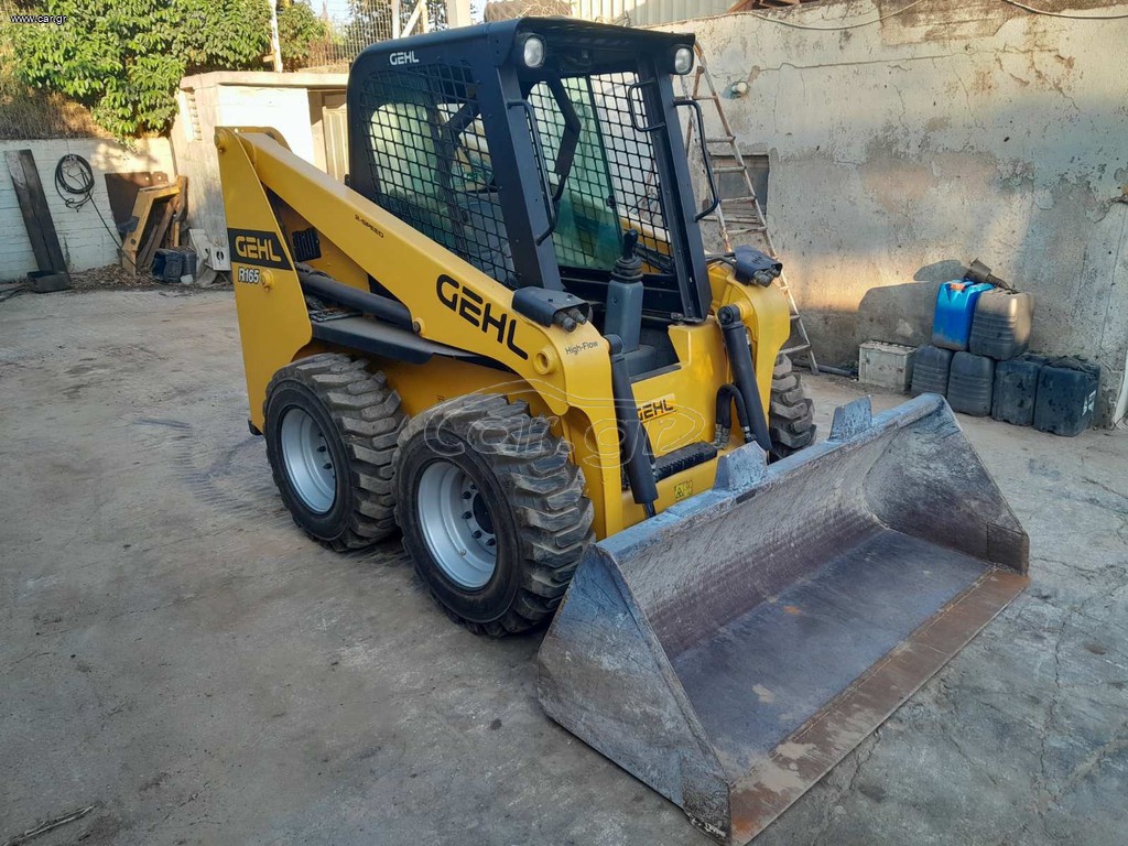 Φορτωτάκι Gehl 2020 R165
