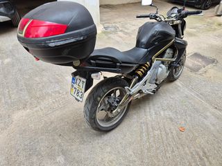 Kawasaki ER - 6 N 2006 ER6N-thumb-6
