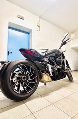 Ducati X DIAVEL S 2019-thumb-1