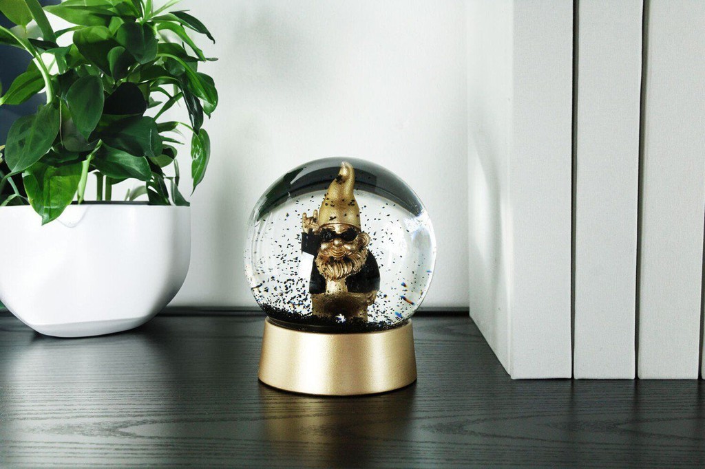 Winkee - Snow Globe Dwarf Rocker - Gold / Gadgets