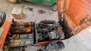Αμπελουργικά Τρακτέρ Kubota 1985 b7100-thumb-3