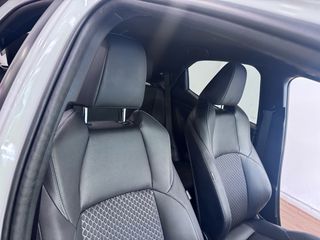 Toyota Yaris 2023 full extra bitone 37400km-thumb-36