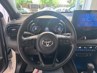 Toyota Yaris 2023 full extra bitone 37400km-thumb-40