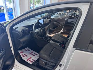 Toyota Yaris 2023 full extra bitone 37400km-thumb-55
