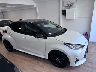 Toyota Yaris 2023 full extra bitone 37400km-thumb-10