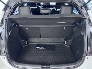 Toyota Yaris 2023 full extra bitone 37400km-thumb-26