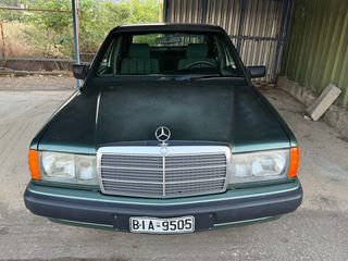 Mercedes-Benz 190 1992-thumb-1