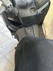 Yamaha XMAX 400 2017-thumb-1