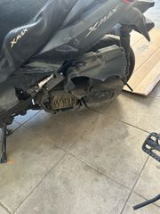 Yamaha XMAX 400 2017-thumb-6