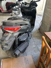 Yamaha XMAX 400 2017-thumb-9