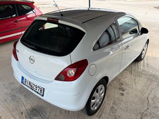 Opel Corsa 2011-thumb-3