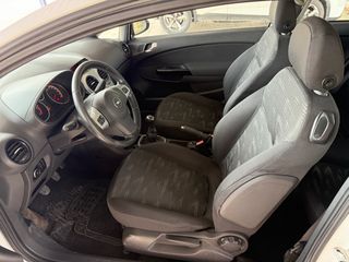 Opel Corsa 2011-thumb-5