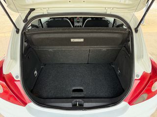 Opel Corsa 2011-thumb-10