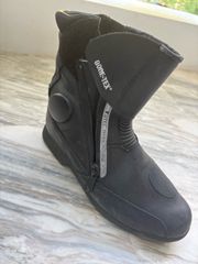 μπότες Dainese gore Tex 40 νούμερο