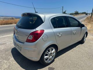 Opel Corsa 2011-thumb-3