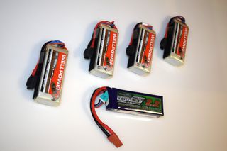 5 Μπαταρίες Lipo Turnigy & Wellpower