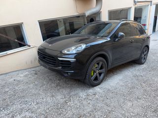 Porsche Cayenne 20-thumb-1