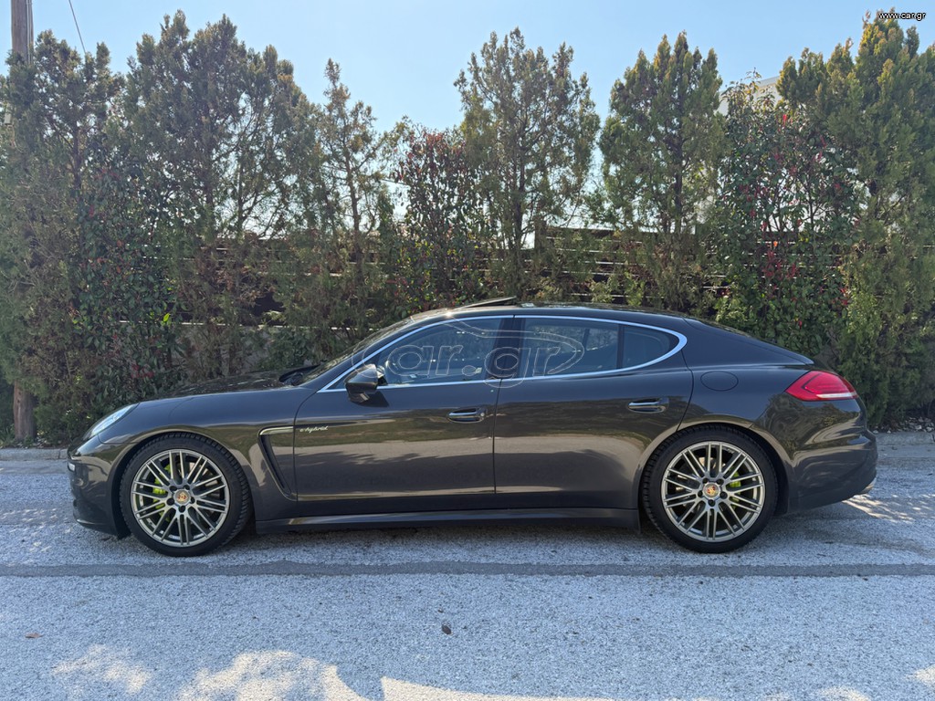 Porsche Panamera 20αρια