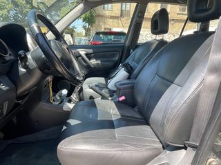 Toyota RAV 4 2003