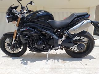 Triumph Speed Triple 1050 2013-thumb-1