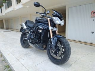 Triumph Speed Triple 1050 2013-thumb-2