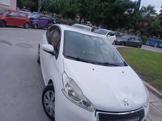 Peugeot 208 2015