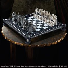 HARRY POTTER - The Final Challenge Chess Set-thumb-3