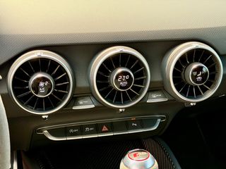 Audi TT RS 2022 PERFORMANCE CARBON FULL OPTION-thumb-11