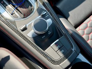 Audi TT RS 2022 PERFORMANCE CARBON FULL OPTION-thumb-12