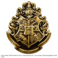 HARRY POTTER - Hogwarts House Crest Wall Art
