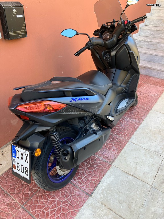 Yamaha XMAX 300 2022