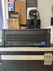 QSC USA 1310 επαγγελματικός τελικός ενισχυτής σαν καινούργιο, heavy duty, made in USA